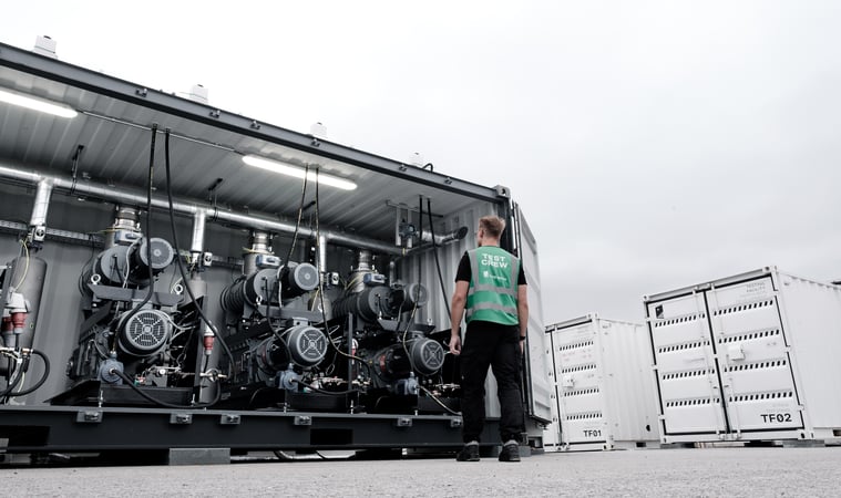 Auf dem GATE Space Versuchsstand werden die Raketenantriebe umfassend unter verschiedensten Belastungen getestet. Entscheidungen werden auf Basis der Test- und der Ansys-Simulationsergebnisse getroffen. | © GATE Space