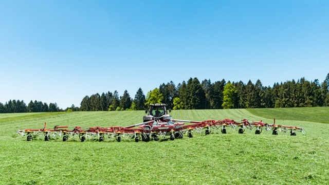 Pöttinger HT 17160 Bodenanpassung | © Pöttinger